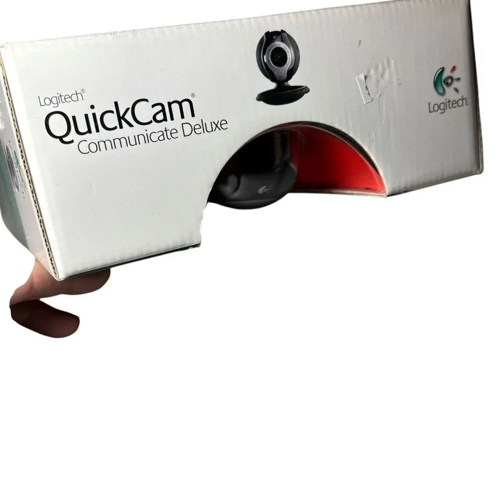 Logitech QuickCam Communicate Deluxe WebCamera (BRAND NEW)